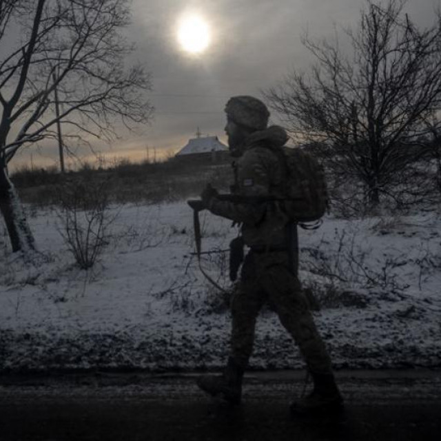 Ukrajinski vojnik na fronti