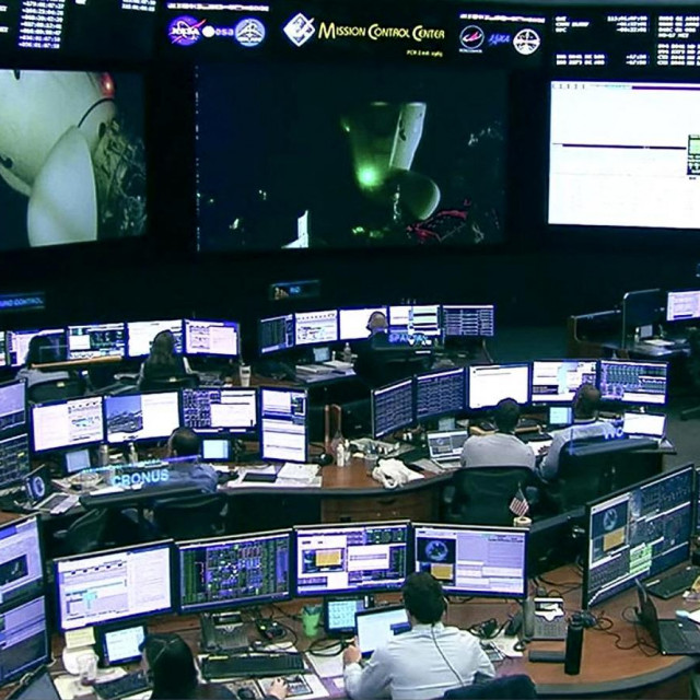 &lt;p&gt;NASA, kontrolna soba&lt;/p&gt;