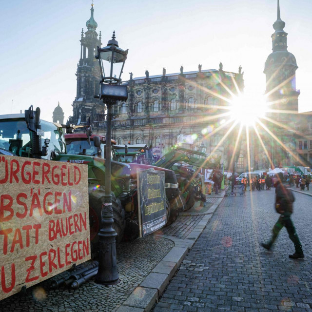 &lt;p&gt;Farmeri prosvjeduju u Dresdenu, 10. siječnja 2024.&lt;/p&gt;