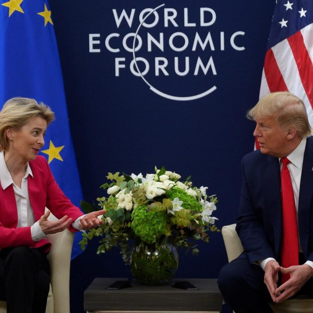 Ursula von der Leyen i Donald Trump na Gospodarskom forumu u Davosu