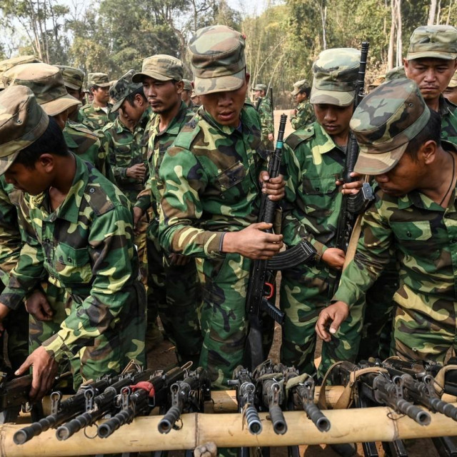&lt;p&gt;Pripadnici pobunjeničke skupine TNLA u Mjanmaru&lt;/p&gt;