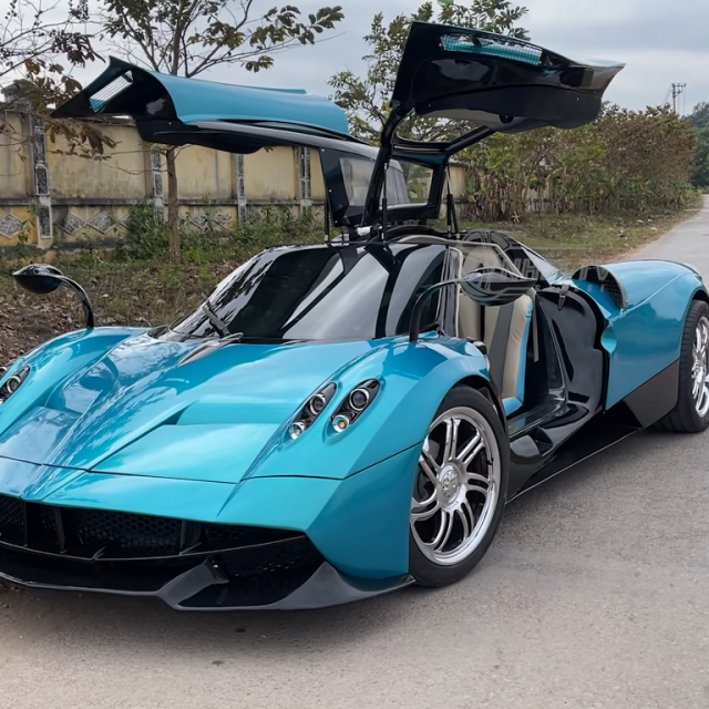 Replika Huayra