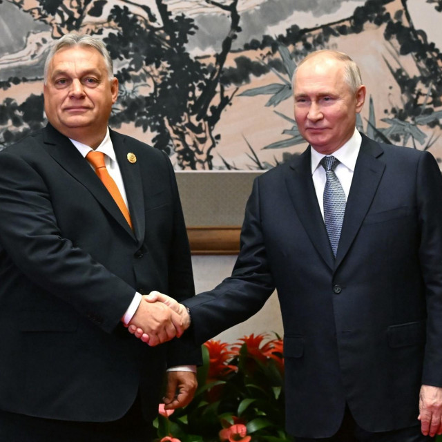 Viktor Orban i Vladimir Putin u Pekingu, krajem 2023.