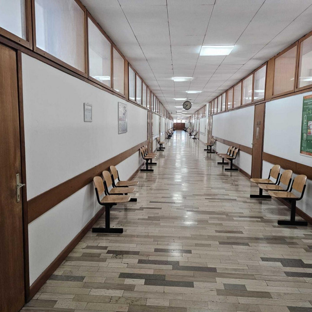 Iz sudačke udruge poslali su nam fotografije praznih sudskih hodnika iz niza sudova diljem Hrvatske