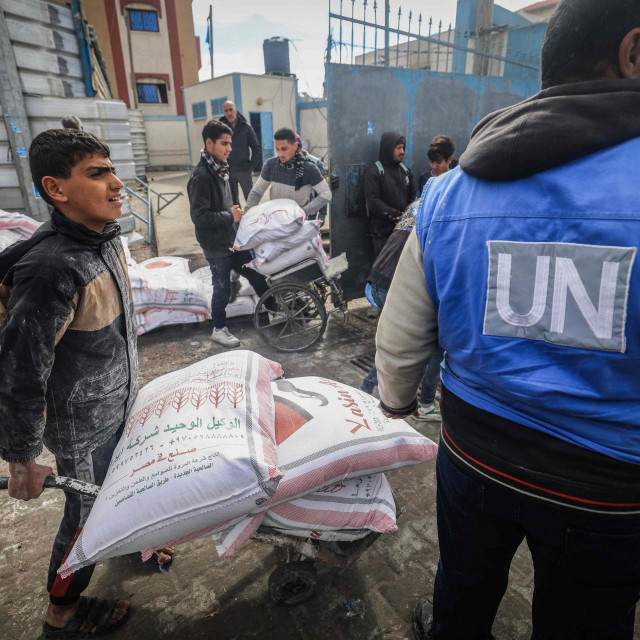 Humanitarna pomoć za izbjeglice u sjedištu UNRWA u Rafahu