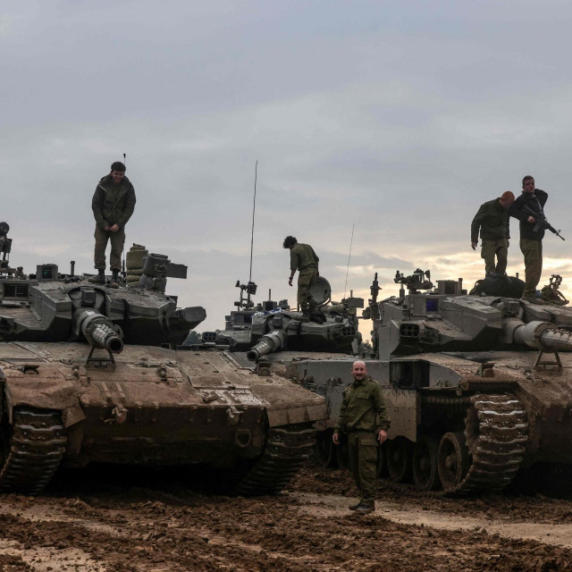 Izraelski vojnici blizu granice s Pojasom Gaze