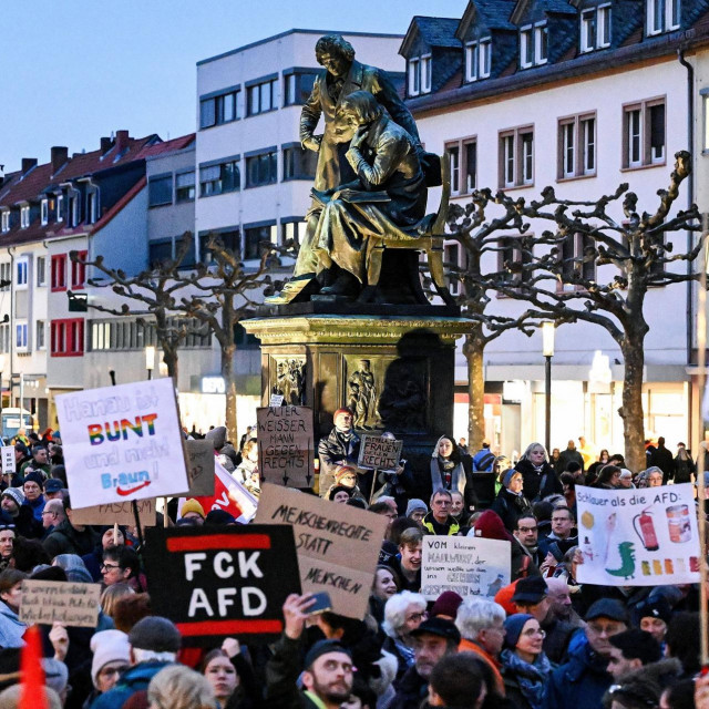&lt;p&gt;Prosvjedi protiv desnog ektremizma u Njemačkoj&lt;/p&gt;