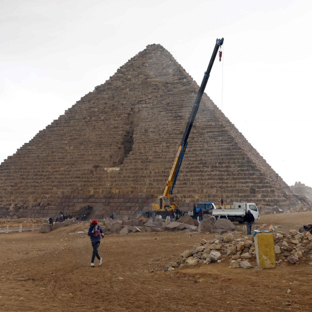 Mikerinova piramida u Gizi