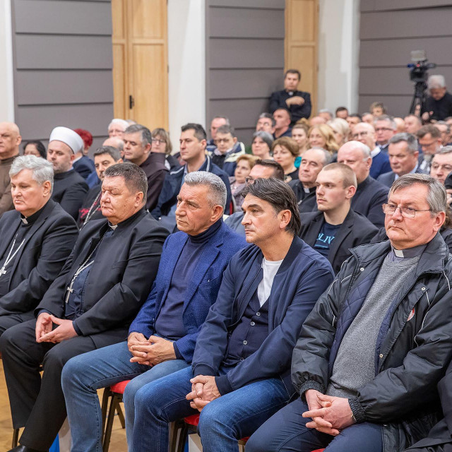 &lt;p&gt;Ante Gotovina, Zlatko Dalić, biskup Vlado Košić&lt;/p&gt;