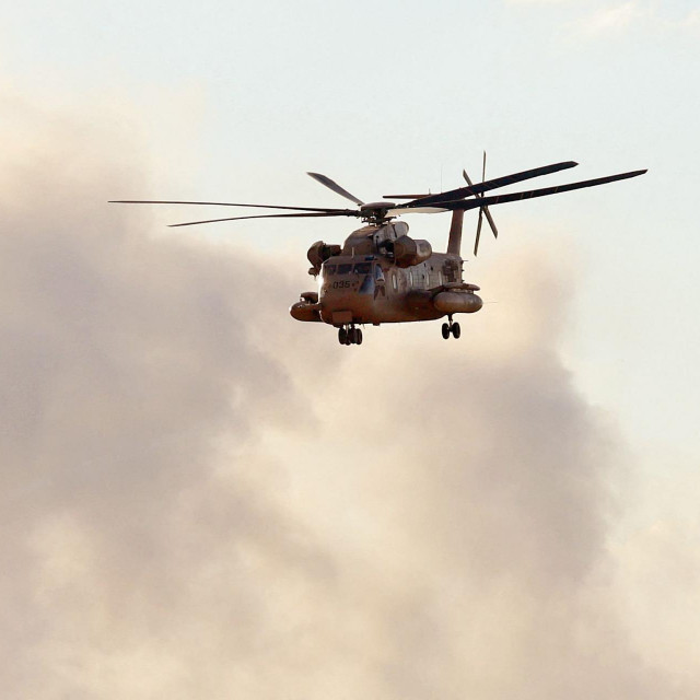 Vojni helikopter, ilustracija