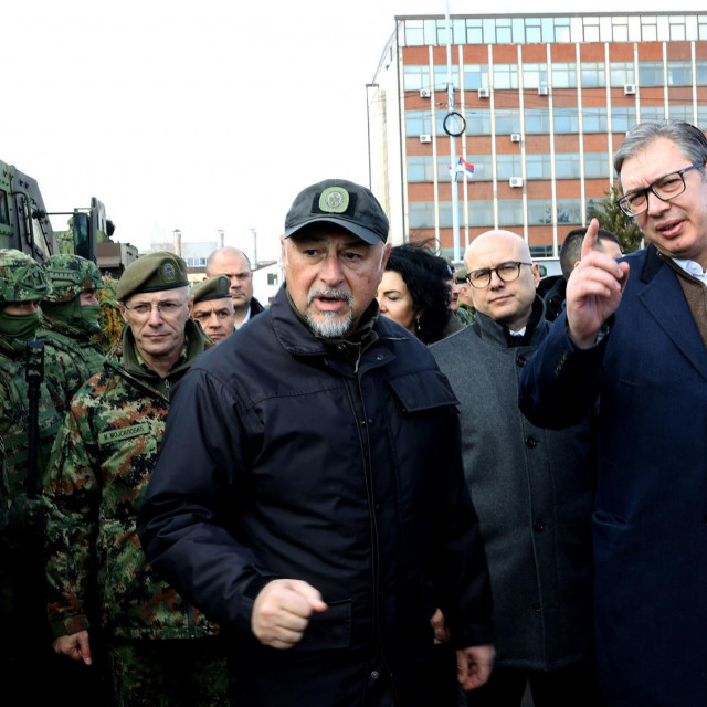 &lt;p&gt;Aleksandar Vučić u Nišu, na izložbi oružanih snaga, dan prije srbijanskog Dana državnosti.&lt;/p&gt;