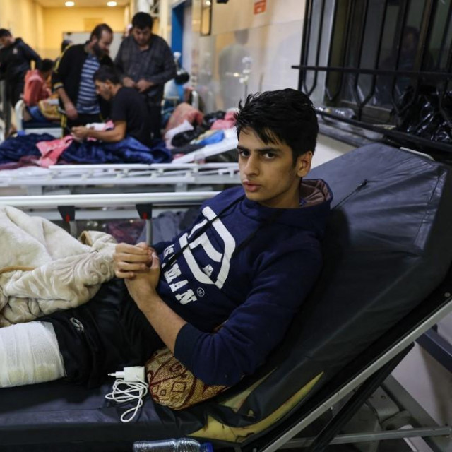 Ranjenici u bolnici Naser 