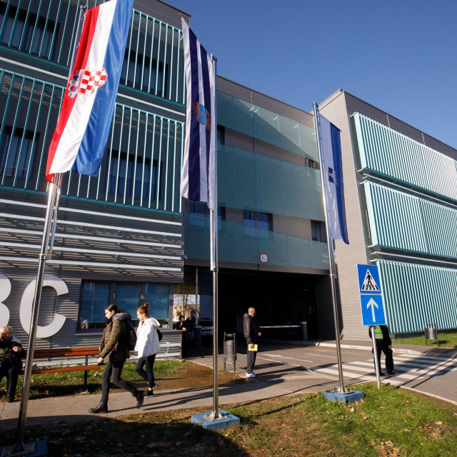 &lt;p&gt;Zgrada Objedinjenog hitnog bolničkog prijema KBC-a Osijek&lt;/p&gt;