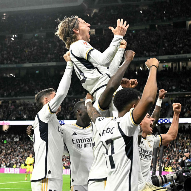 &lt;p&gt;Luka Modrić slavi gol za pobjedu Reala&lt;/p&gt;