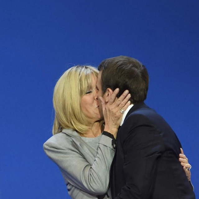 &lt;p&gt;Emmanuel Macron i Brigitte&lt;/p&gt;