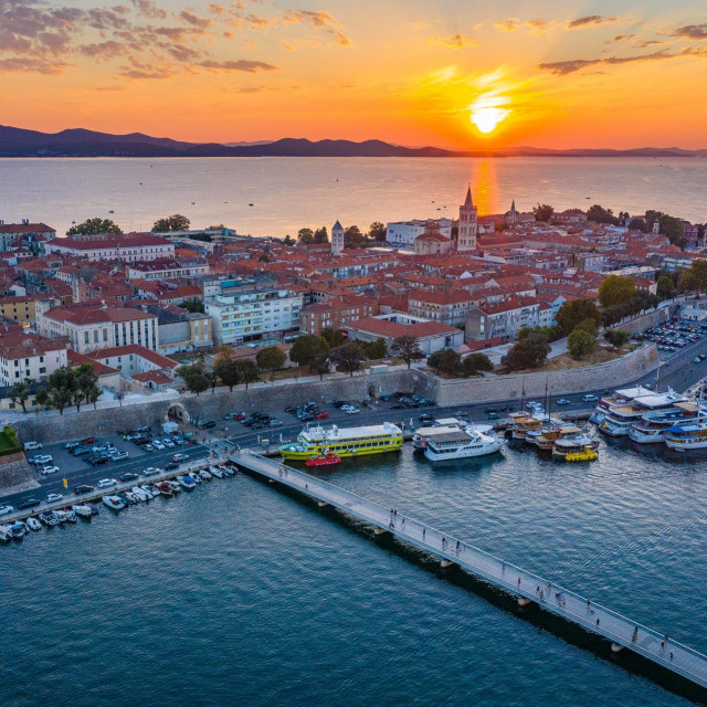 &lt;p&gt;Zadar, zalazak sunca&lt;/p&gt;
