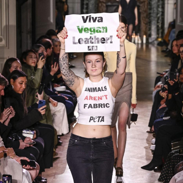 Aktivistica na modnoj pisti