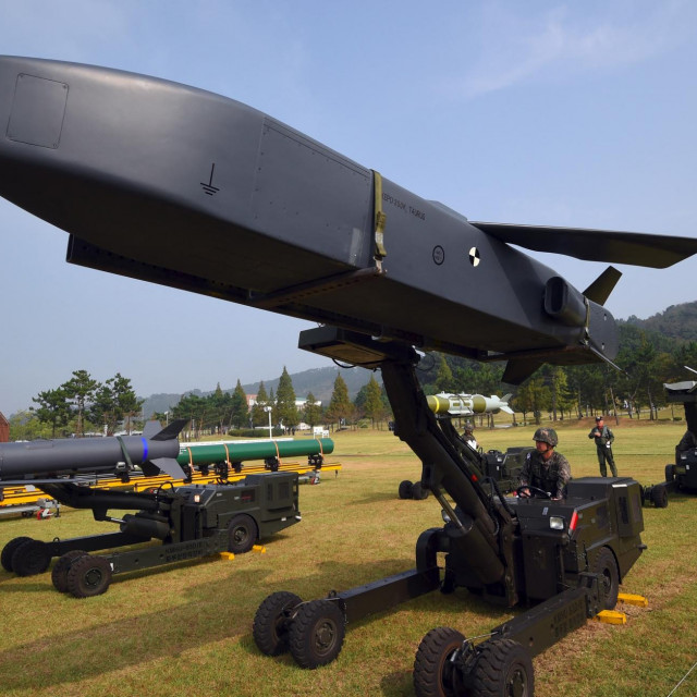 Raketa Taurus dugog dometa tipa zrak-zemlja, koju koristi i vojska Južne Koreje
