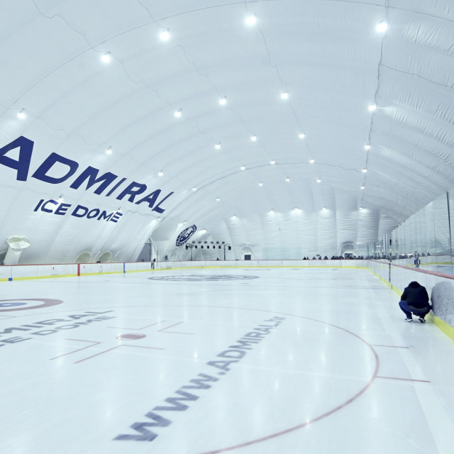  Admiral Ice Dome