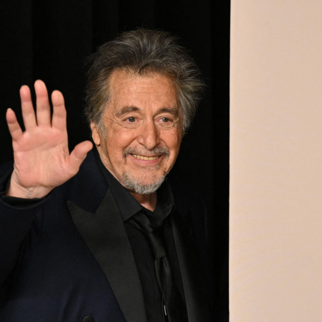 <p>US actor Al Pacino waves as he leaves the press room during the 96th Annual Academy Awards at the Dolby Theatre in Hollywood, California on March 10, 2024. (Photo by Robyn BECK/AFP)</p>