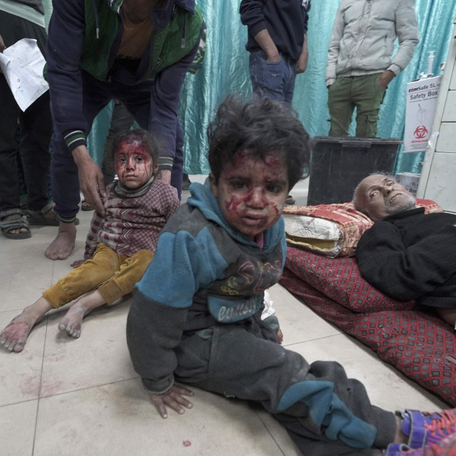 Ranjena djeca u Gazi