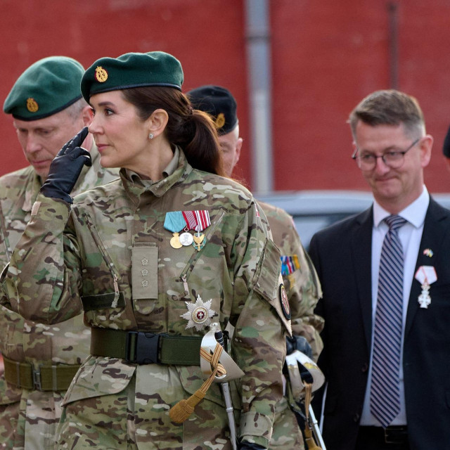 Danska princeza Mary u vojnoj uniformi