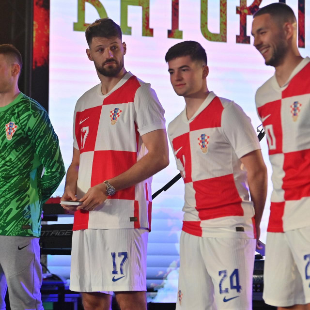 Predstavljanje novih dresova hrvatske nogometne reprezentacije.
Na fotografiji: Dominik Livaković, Bruno Petković, Martin Baturina, Marko Pjaca