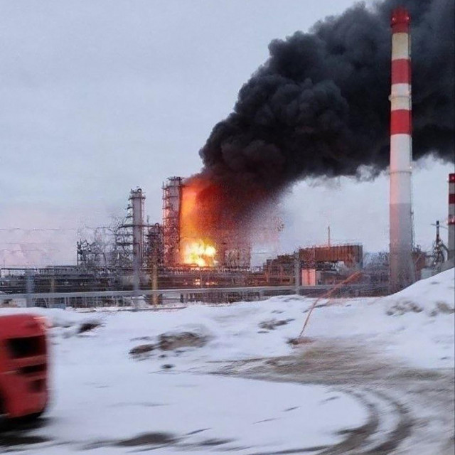 Požar u rafineriji u Nižnjem Novgorodu u Rusiji