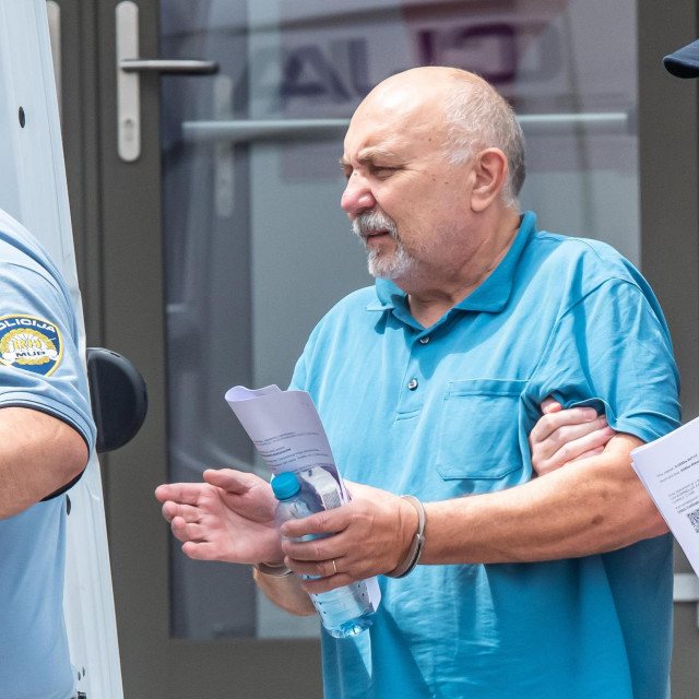Mario Macan u pratnji policije doveden na ročište na Županijski sud u Velikoj Gorici gdje mu je, na prijedlog tužiteljstva, u lipnju 2023. dežurna sutkinja istrage odredila pritvor  