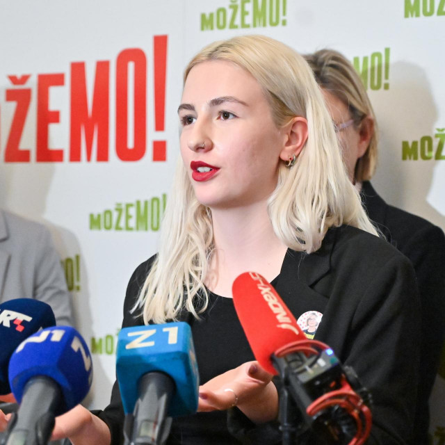 Nositeljica liste stranke Možemo! u 11. izbornoj jedinici Elena Komarić 