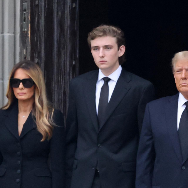 Barron, Donald i Melania Trump