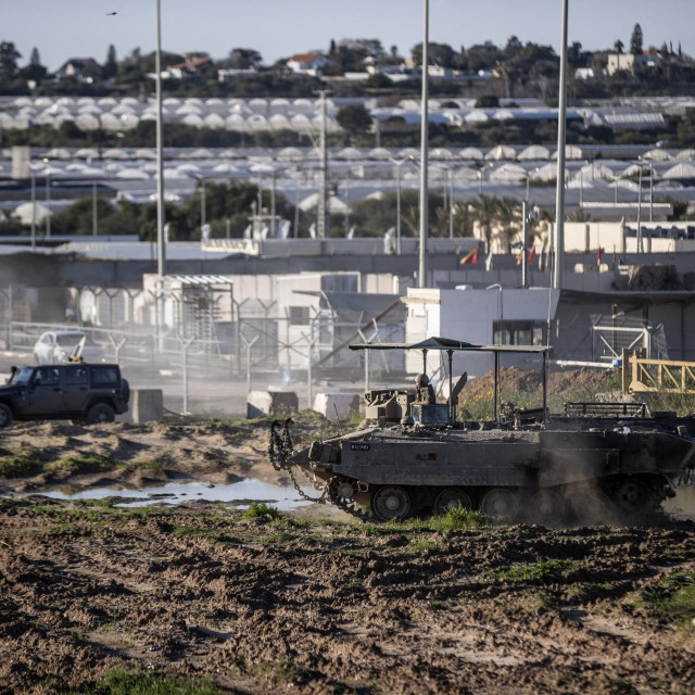 Izraelski vojnici na graničnom prijelazu Erez