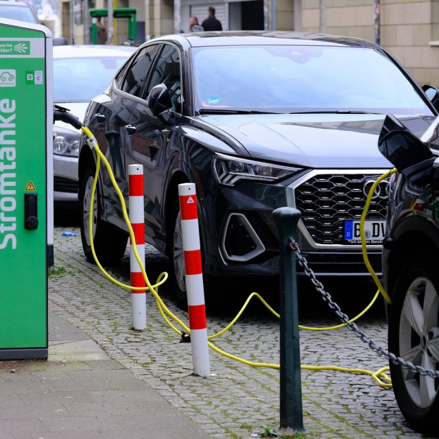 Punjenje električnih auta Njemačka
