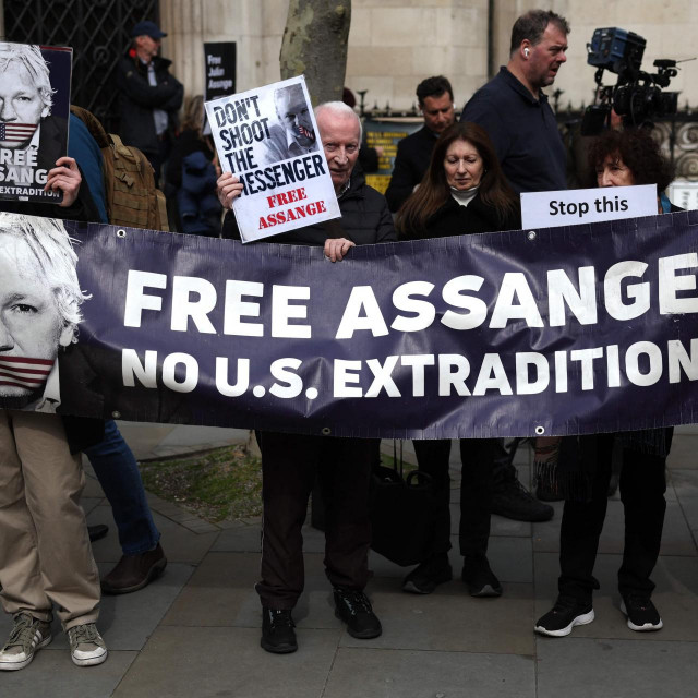 Prosvjed podrške Julianu Assangeu