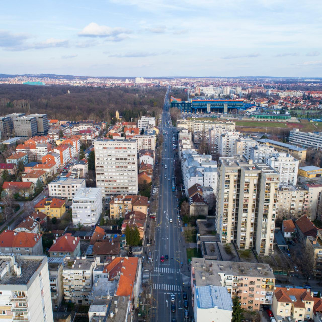 Maksimirska ulica s pogledom prema Dubravi