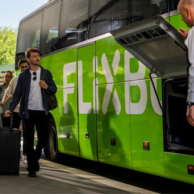Na europskoj razini, 98 posto autobusa opremljeno je po standardima  EURO 6 i najvišim sigurnosnim standardima, što predstavlja iznimnu podršku vozačima FlixBusa tijekom dnevne i noćne vožnje