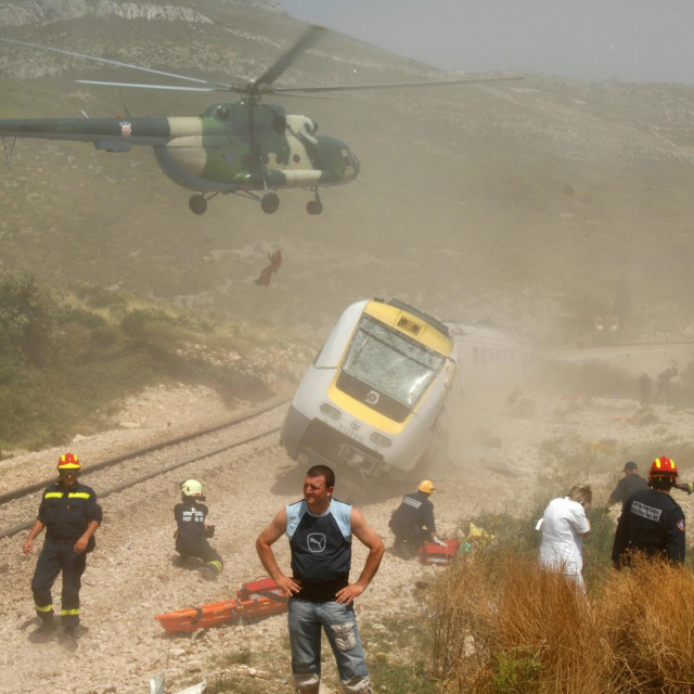 Mjesto željezničke nesreće u Rudinama kada je 24. srpnja 2009. u 12.08 sati na potezu između kolodvora Labin Dalmatinski i Kaštel Stari iskočio s tračnica nagibni vlak