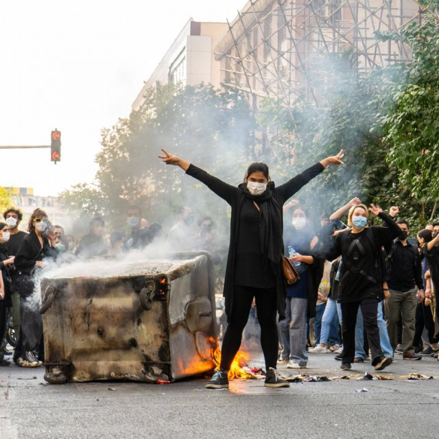 Neredi u Teheranu 2022., arhivska snimka