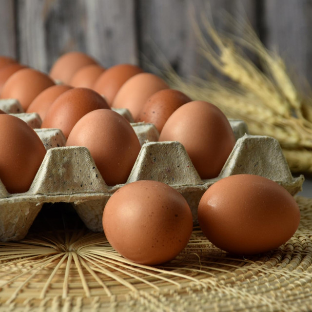Mnogima omiljen način prženja jaja može biti opasan za zdravlje