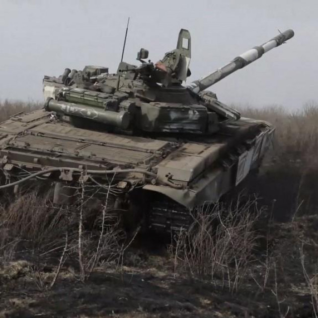 Ruski tenk na istoku Ukrajine