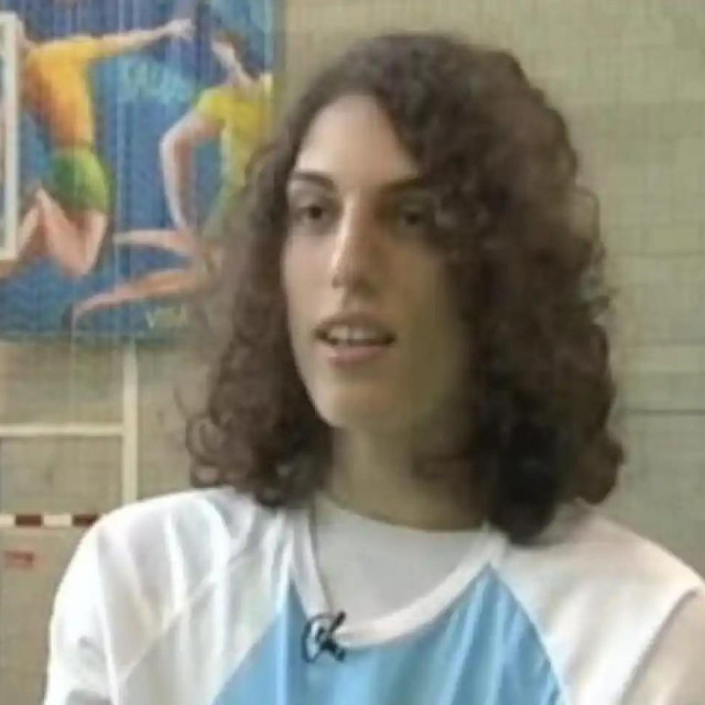 Aura Pacheco, transrodna košarkašica