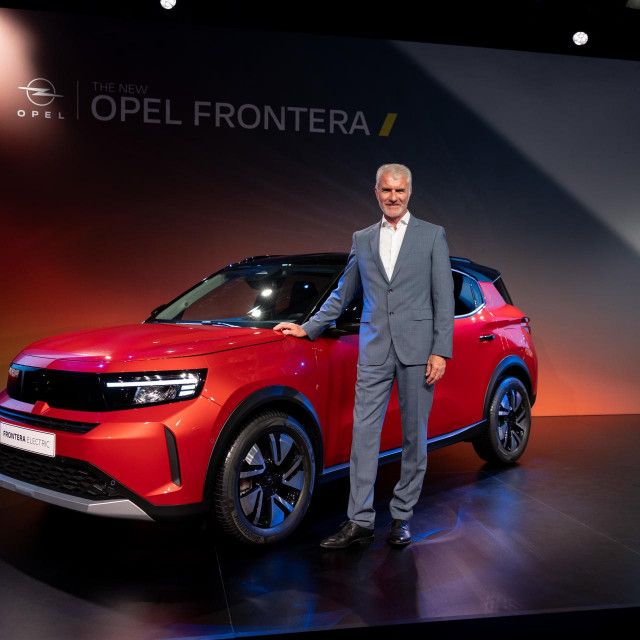 Opel Frontera, premijera