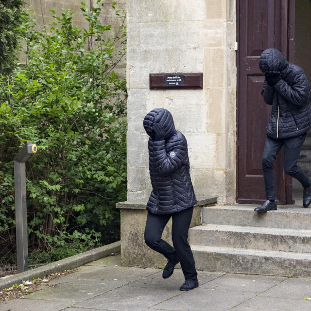 Elliot Benham i Sophie Harvey