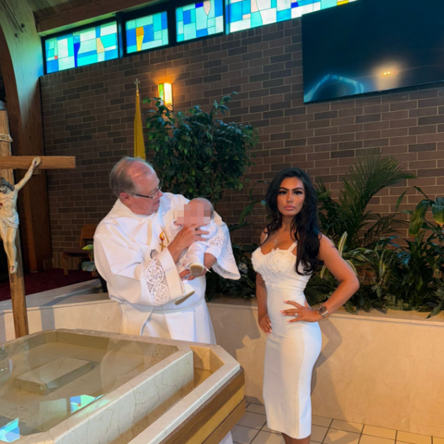 Molly-May Nolan sa sinom na krštenju