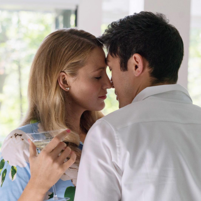 A SIMPLE FAVOR, from left, Blake Lively, Henry Golding, 2018. ph: Peter Iovino. ?Lionsgate/courtesy Everett Collection