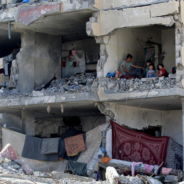 Srušena zgrada u Rafahu