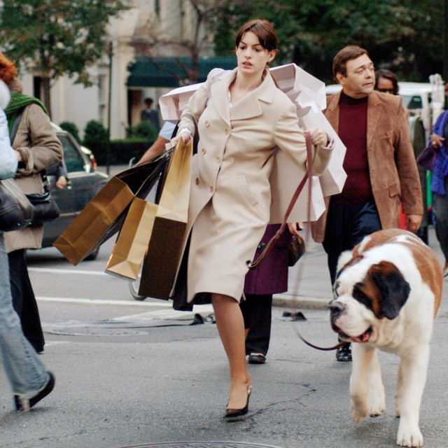 THE DEVIL WEARS PRADA, Anne Hathaway (center), 2006, TM and Copyright ? 20th Century Fox Film Corp. All rights reserved, Courtesy: Everett Collection