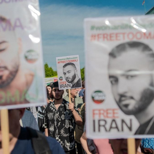 Prosvjedi protiv izvršenja smrtne kazne iranskom reperu Toomaju Salehiju