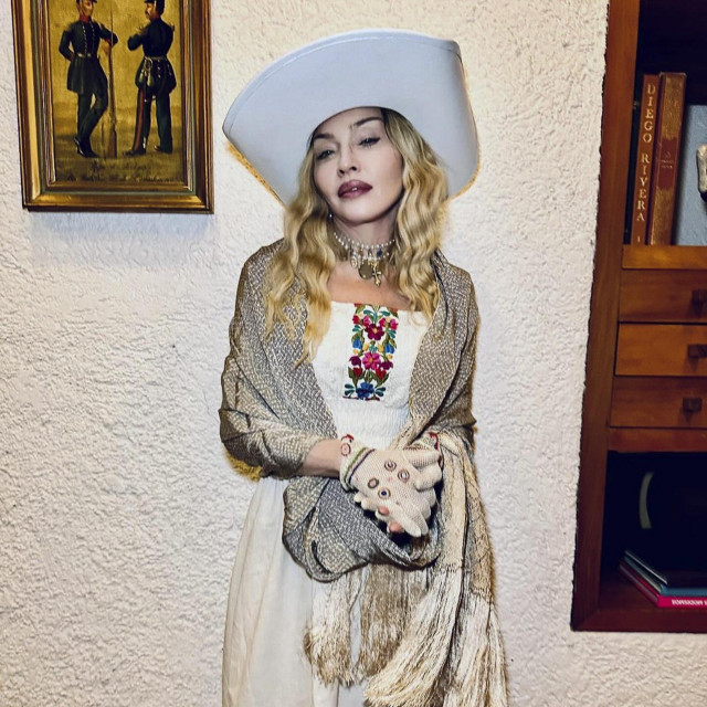 Madonnina fotografija na Instagramu u odjeći Fride Kahlo