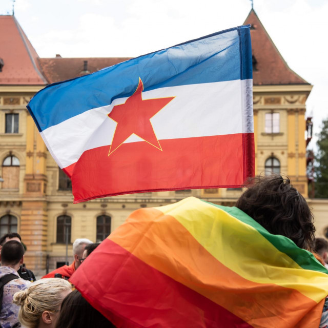 Jugoslavenska zastava u Povorci ponosa izazvala je salve komentara na društvenim mrežama
 